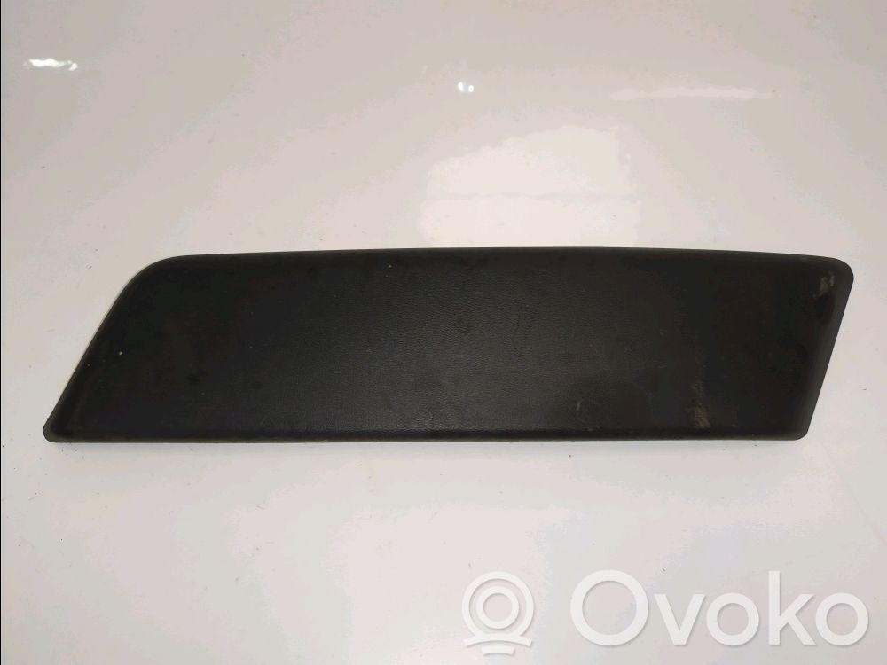 Renault Megane III Narożnik zderzaka przedniego 