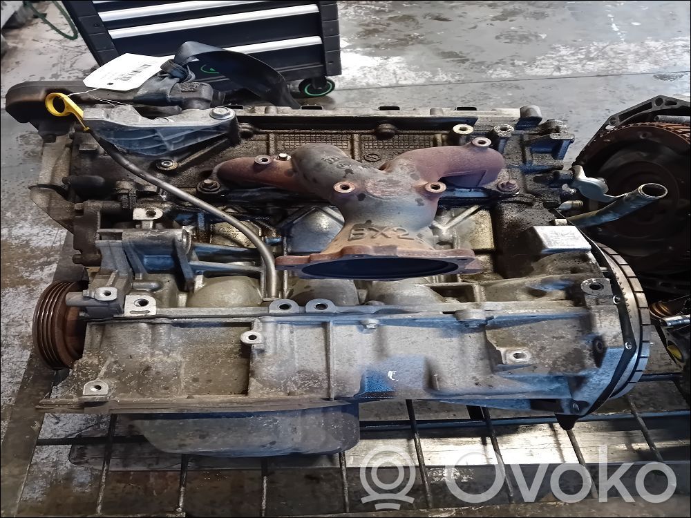 Engine   10102AY4SREX,10102AY4SREX