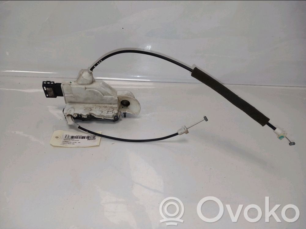Citroen C4 I Etuoven lukon moottori 