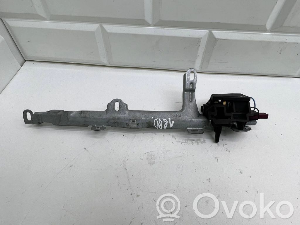 BMW 5 E60 E61 Parcel shelf load cover mount bracket 