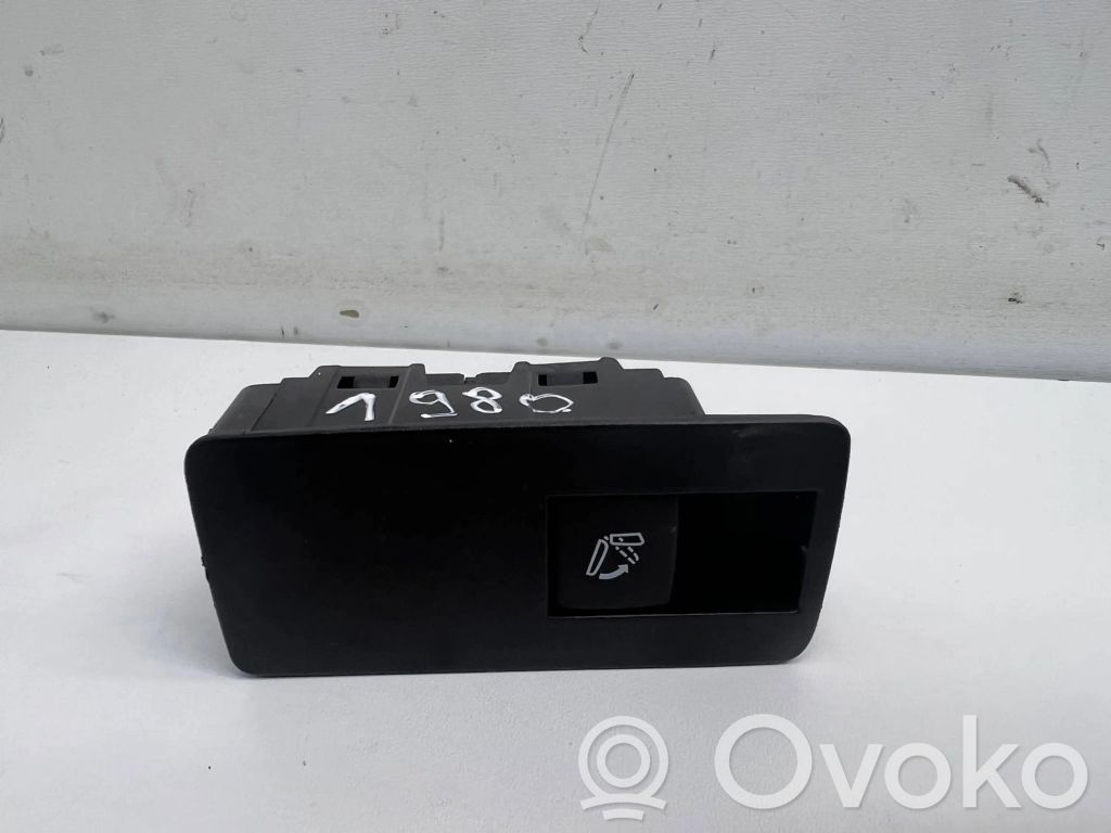 Opel Astra J Seat control switch 