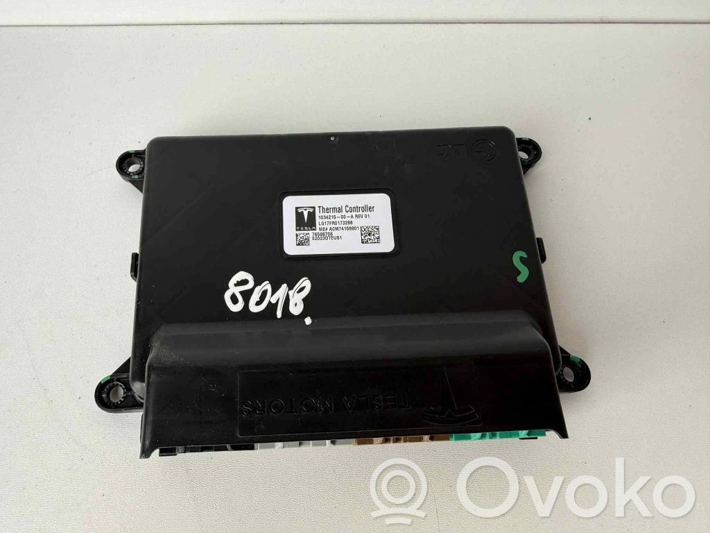 Tesla Model S Air conditioning/heating control unit 