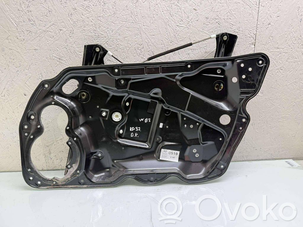 Volkswagen PASSAT B7 Mechanizm podnoszenia szyby przedniej bez silnika 