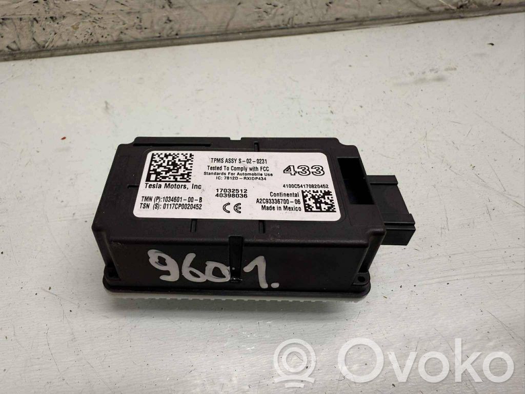 Tesla Model X Tire pressure control unit 