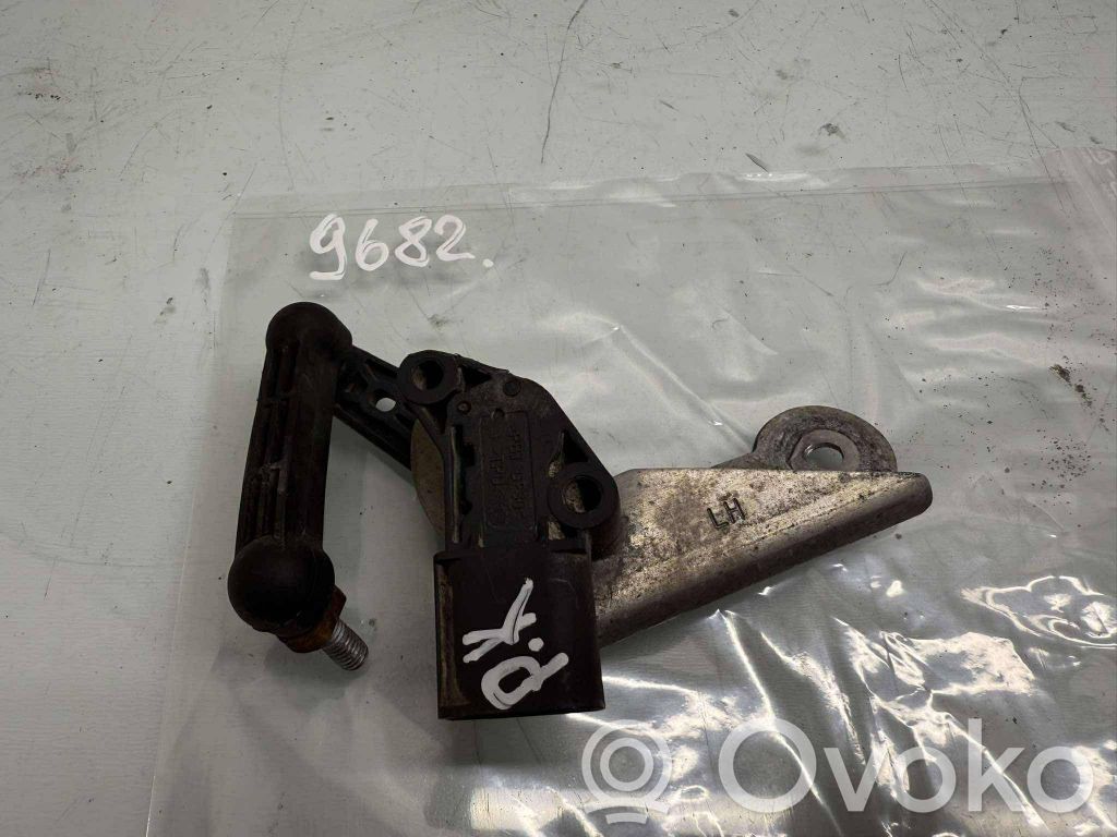 Tesla Model X Headlight/headlamp level sensor 