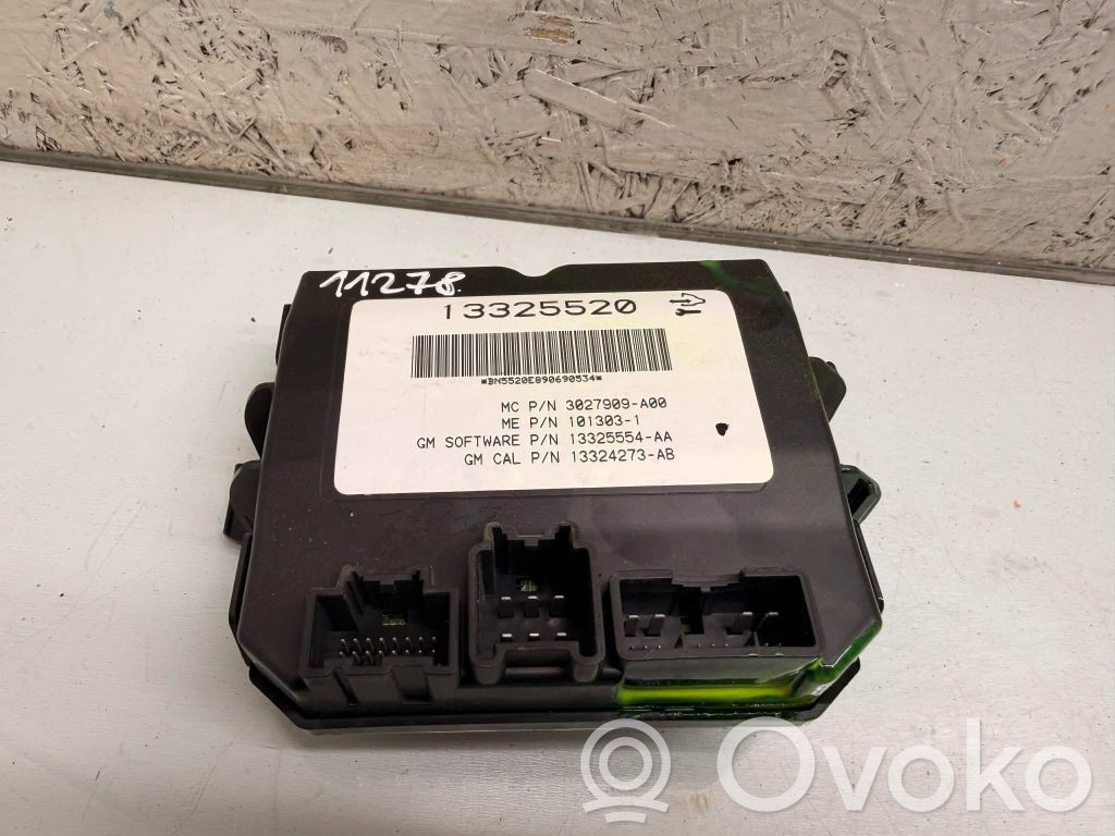Opel Insignia A Tailgate/trunk control unit/module 