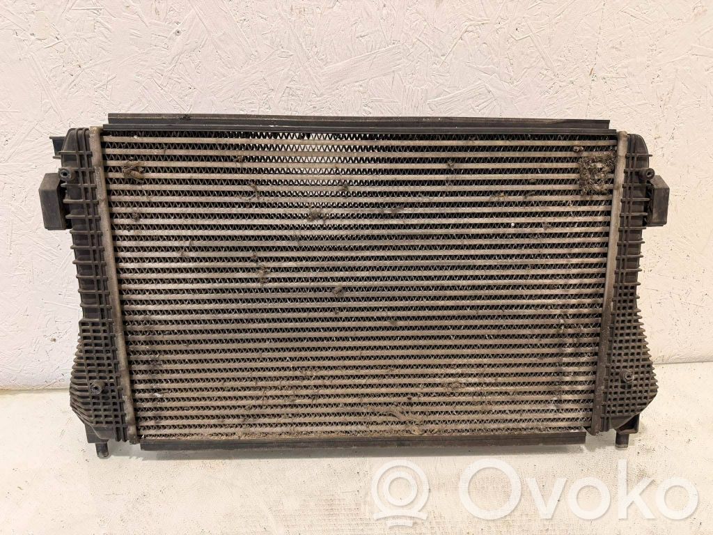 Volkswagen Golf VI Interkūlerio radiatorius 