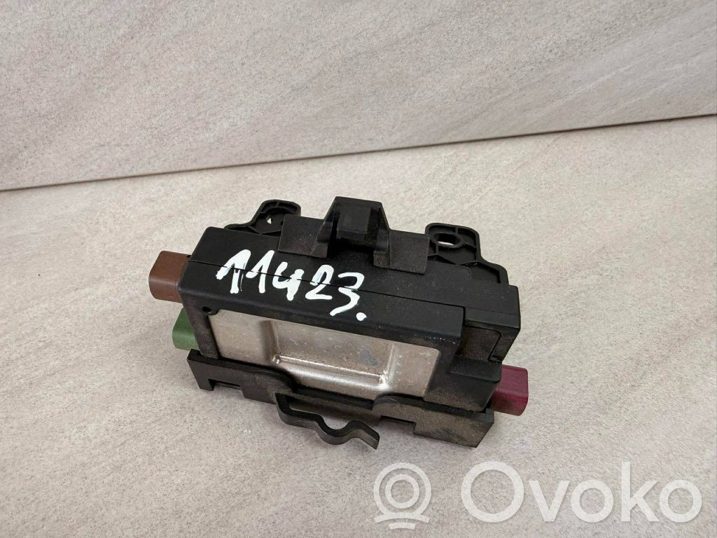 Volkswagen Touran III USB interface control unit module 