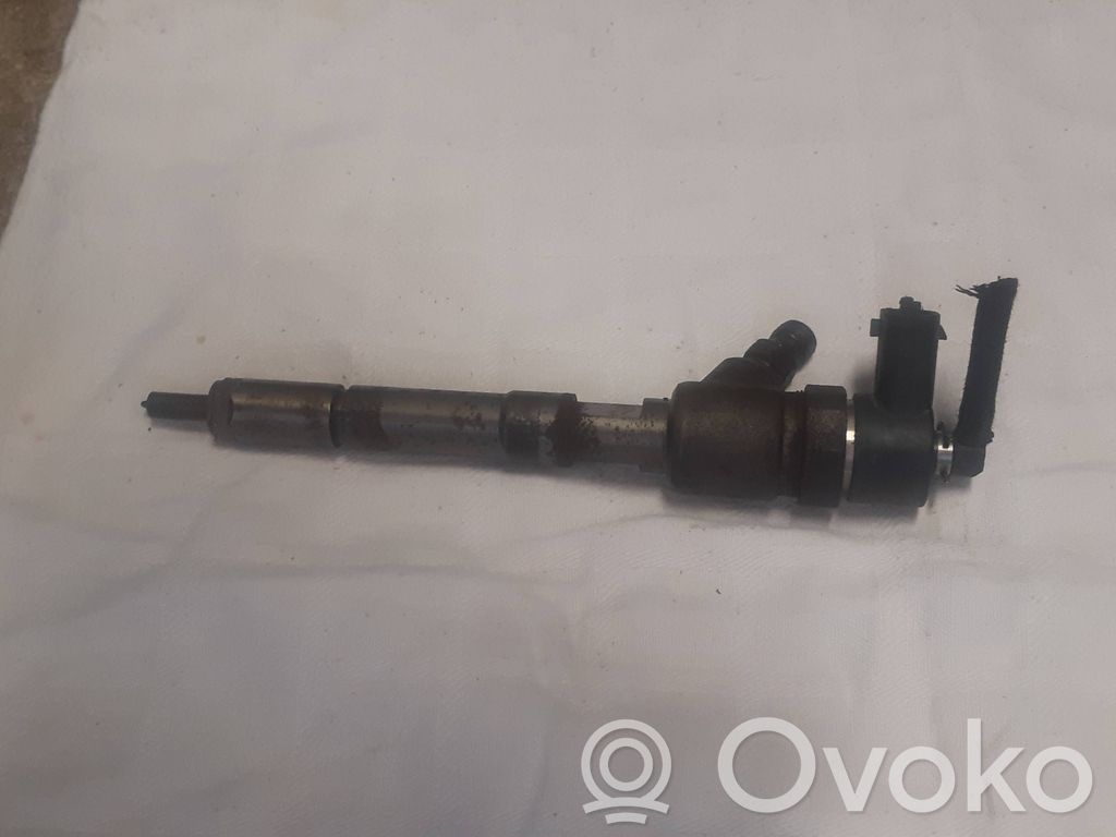 Fuel injector