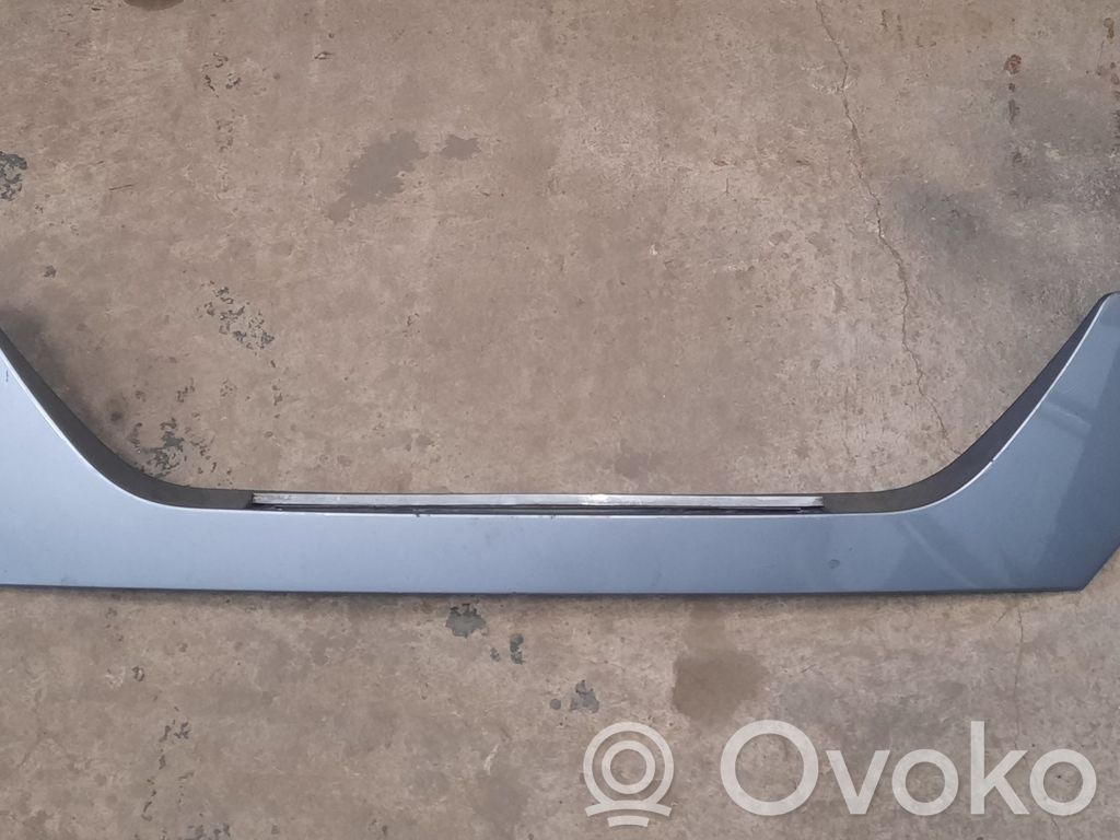 BMW X3 E83 Trunk door license plate light bar 