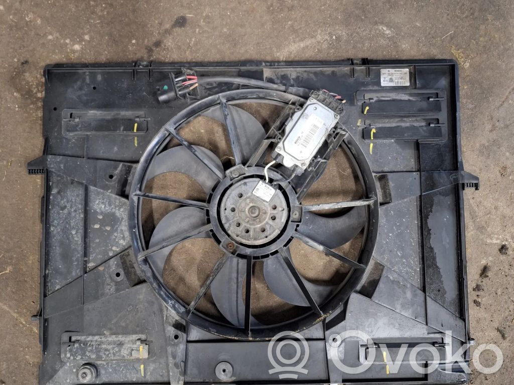 Volkswagen Touareg I Elektryczny wentylator chłodnicy 