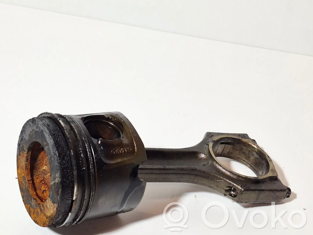 Piston avec bielle   0840BB