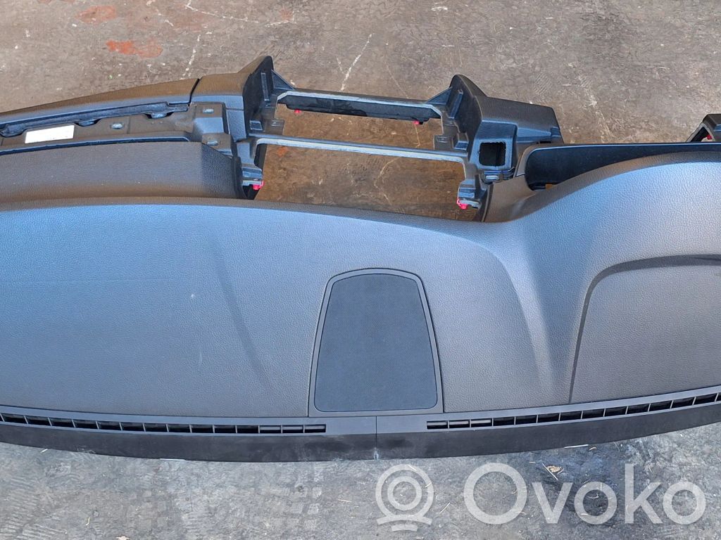 BMW 5 F10 F11 Dashboard 