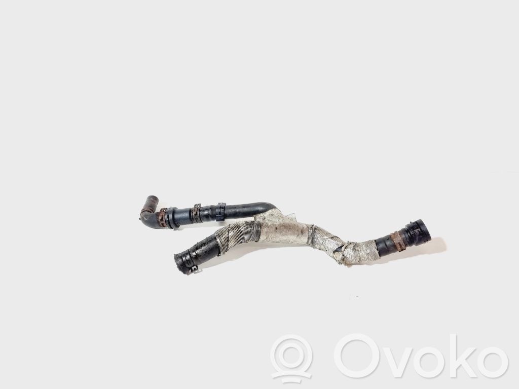 Volkswagen Golf V Engine coolant pipe/hose 