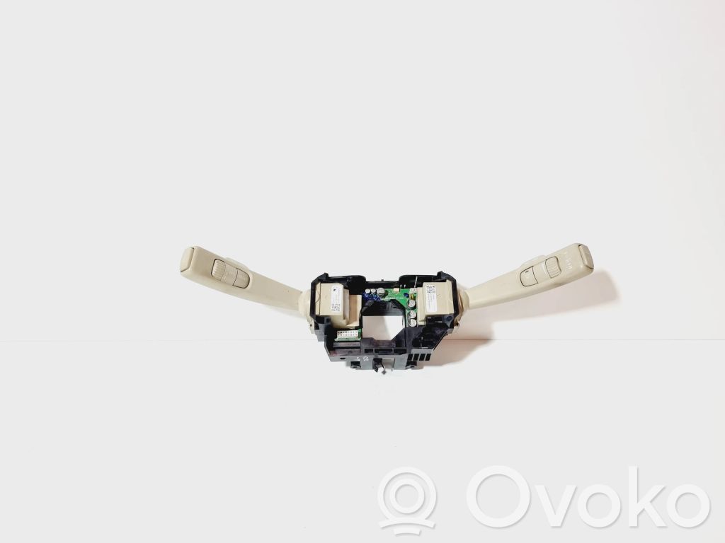 Volvo V70 Wiper turn signal indicator stalk/switch 