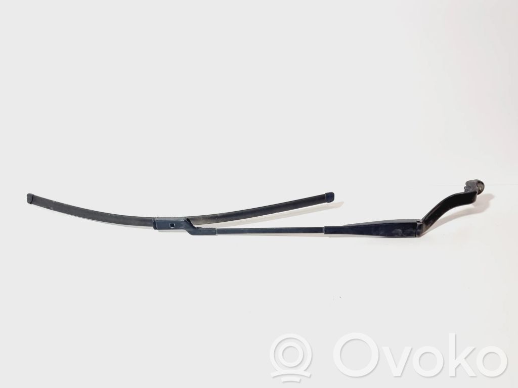 Ford S-MAX Front wiper blade arm 