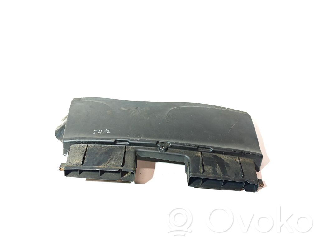 BMW 3 E92 E93 Część rury dolotu powietrza 