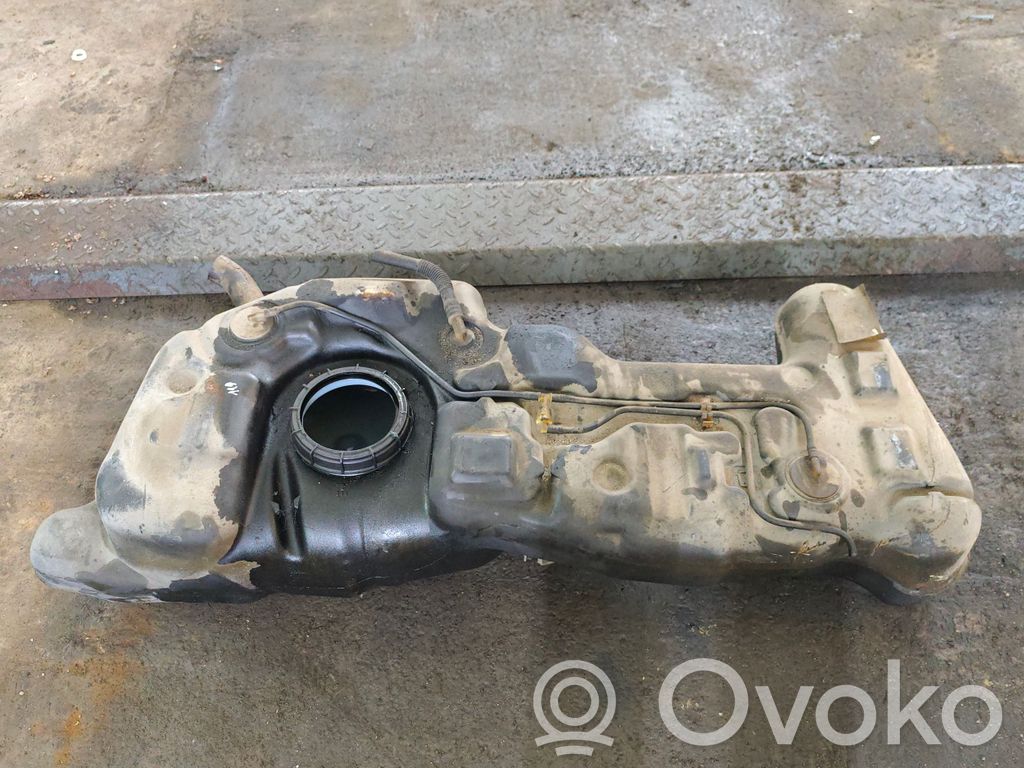 Nissan Juke I F15 Fuel tank 