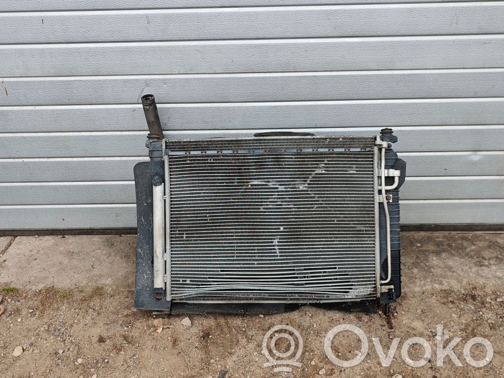 Opel Antara Radiatora komplekts 
