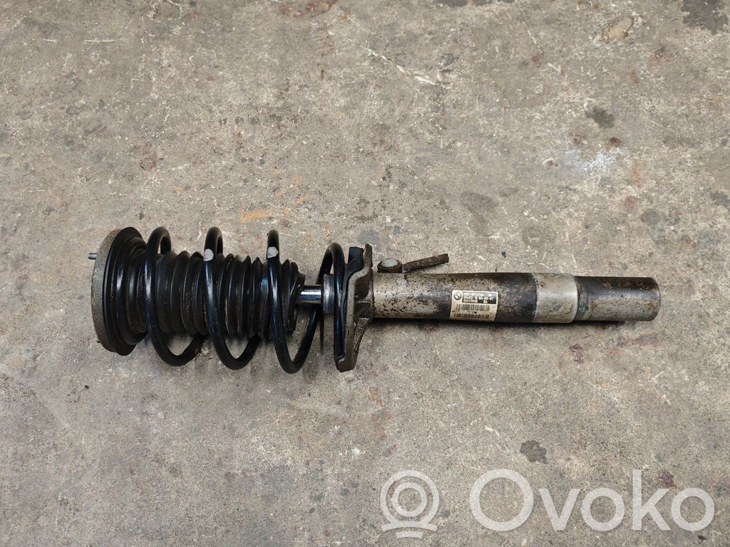 Front shock absorber with coil spring   31316752598,6752598,3131675259809,10541315