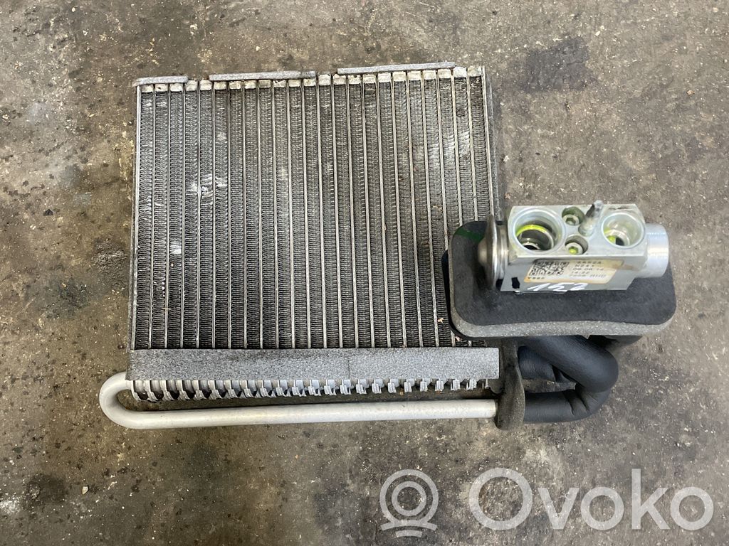 Volvo V40 Radiator (interior) aer condiționat (A/C) 