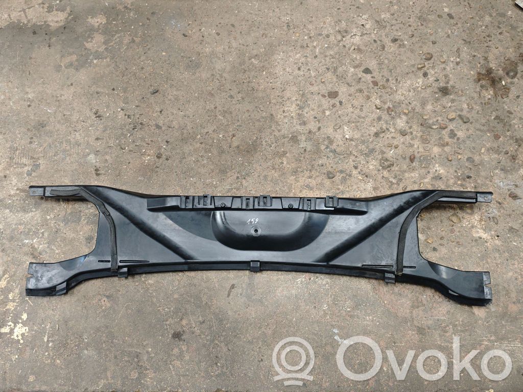 BMW 1 E81 E87 Wiper trim 