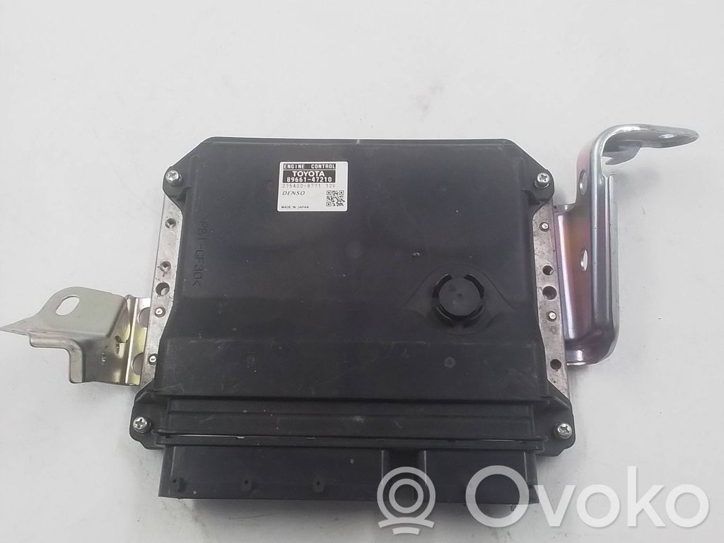 Toyota Prius (XW30) Engine control unit/module 