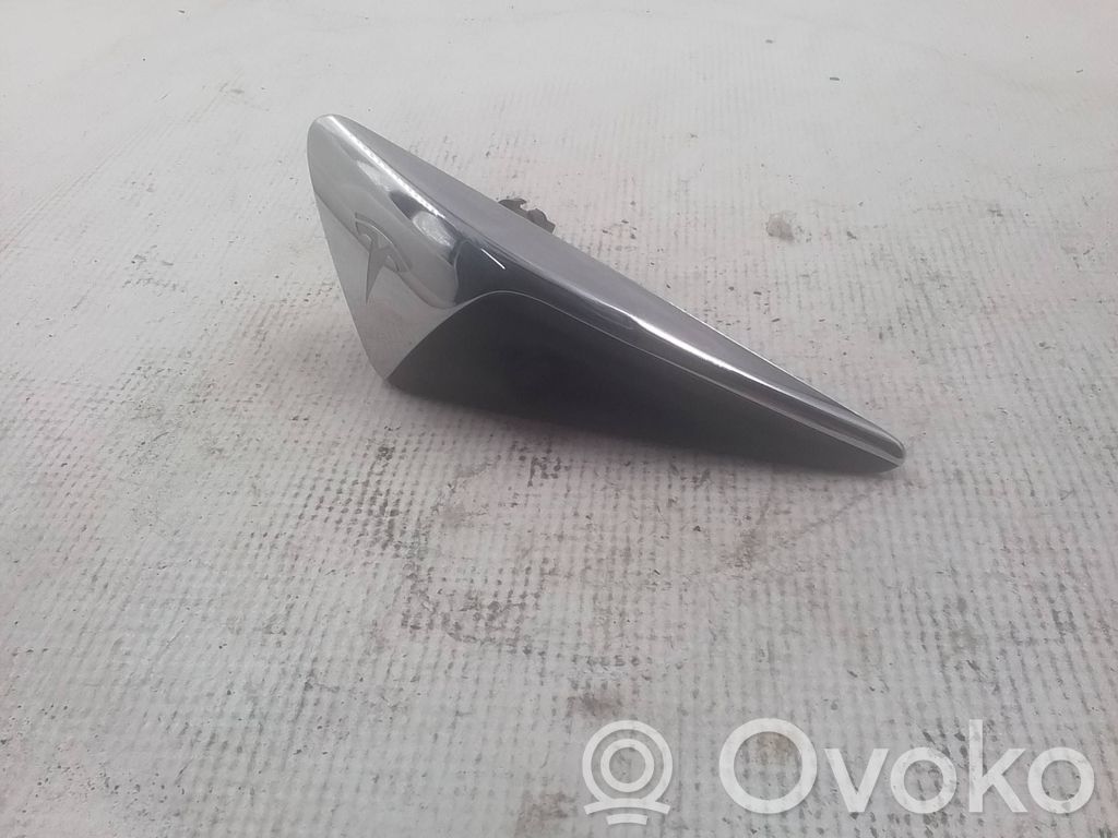Tesla Model X Side fender camera 