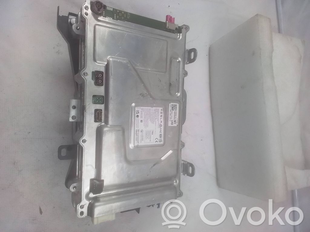 Tesla Model Y Autres unités de commande / modules 