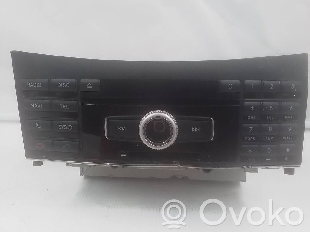 Panel / Radioodtwarzacz CD/DVD/GPS   A2128700489,A2129061500