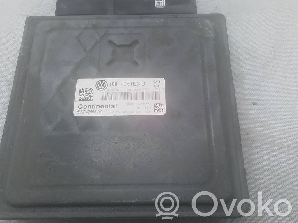 Volkswagen Polo V 6R Engine control unit/module 