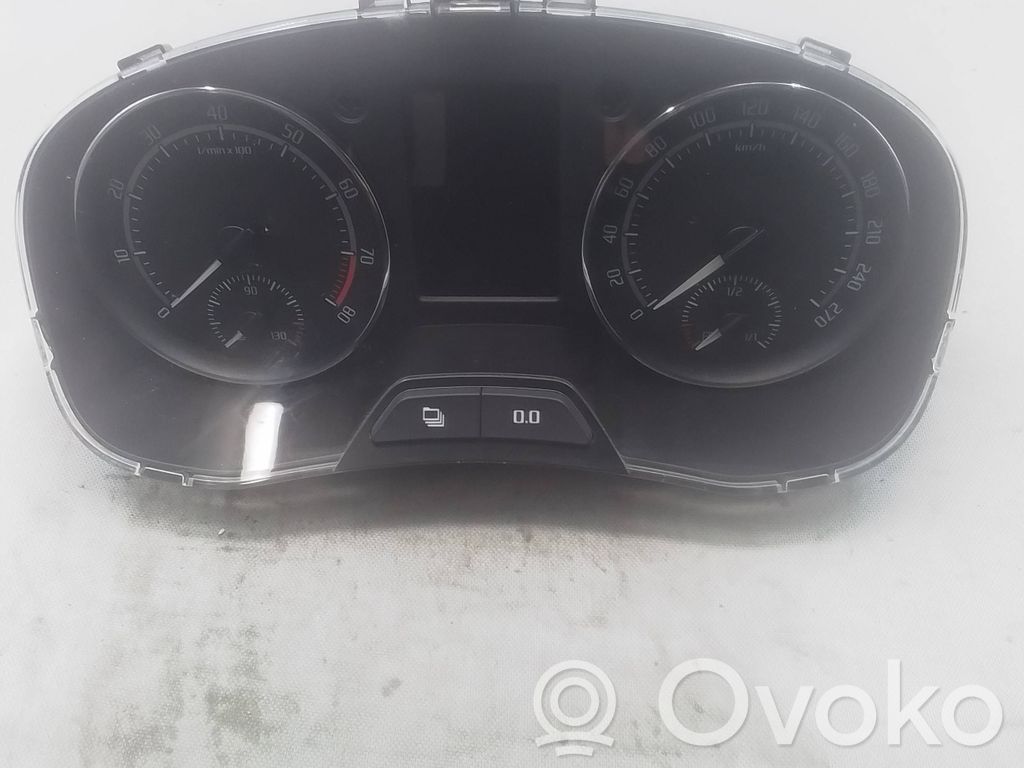 Skoda Fabia Mk2 (5J) Licznik / Prędkościomierz 
