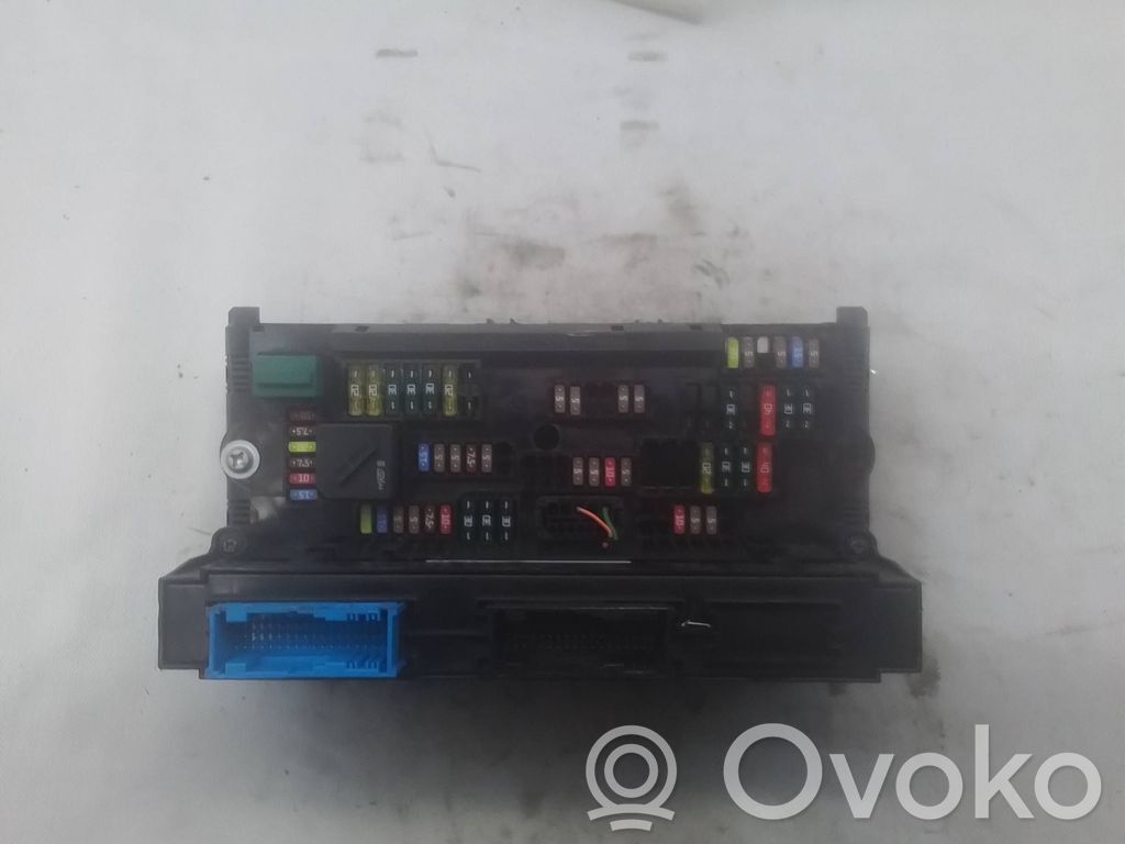 BMW X3 F25 Módulo de fusible 