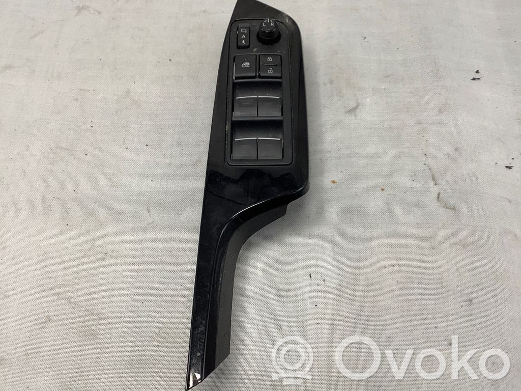 Toyota Corolla E160 E170 Electric window control switch 