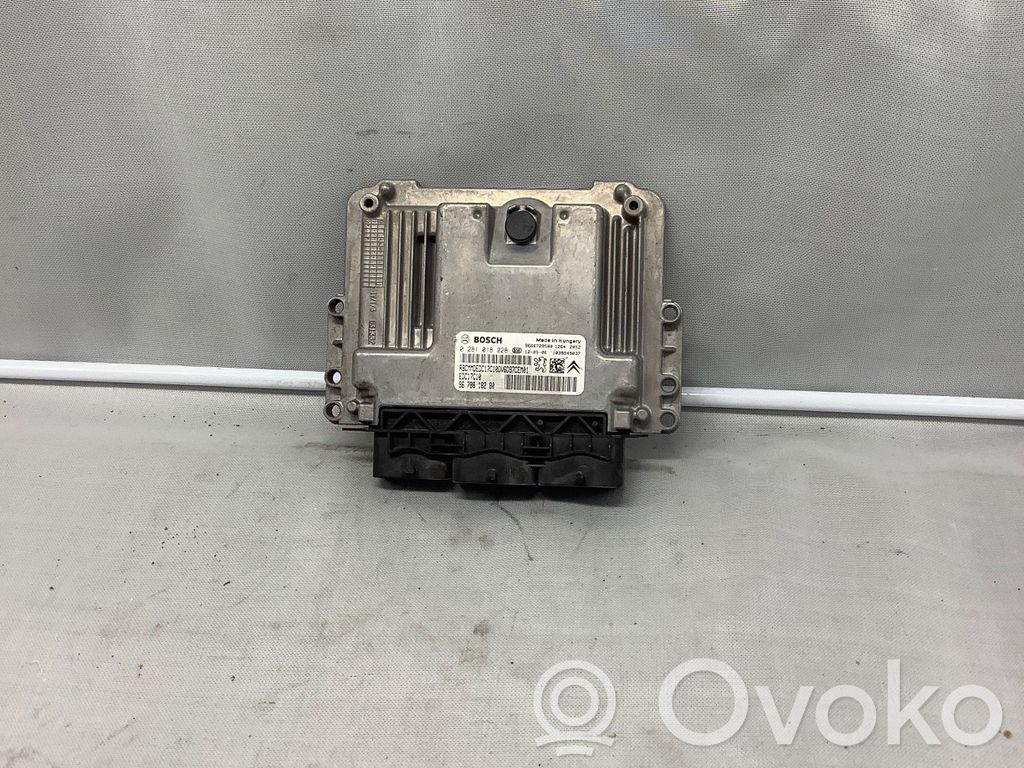 Peugeot Expert Engine control unit/module 