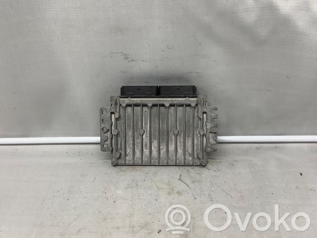 Renault Megane II Engine control unit/module 