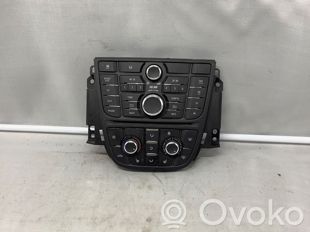 Opel Astra J Climate control unit 