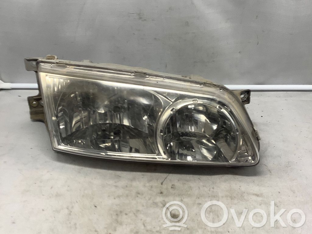 Hyundai H-1, Starex, Satellite Phare frontale 