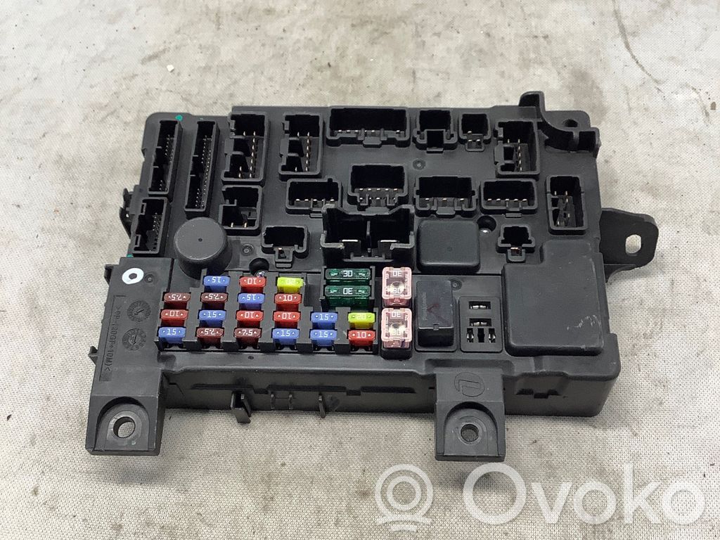 Mitsubishi Outlander Módulo de fusible 