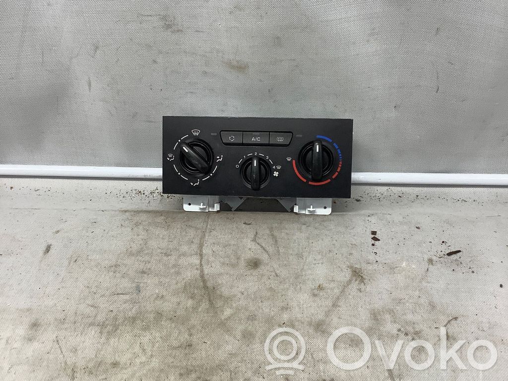 Citroen Berlingo Climate control unit 