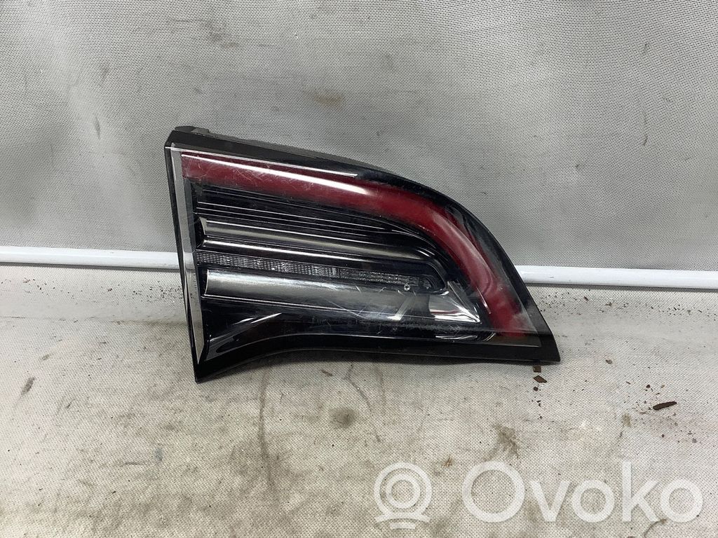 Tesla Model 3 Tailgate rear/tail lights 