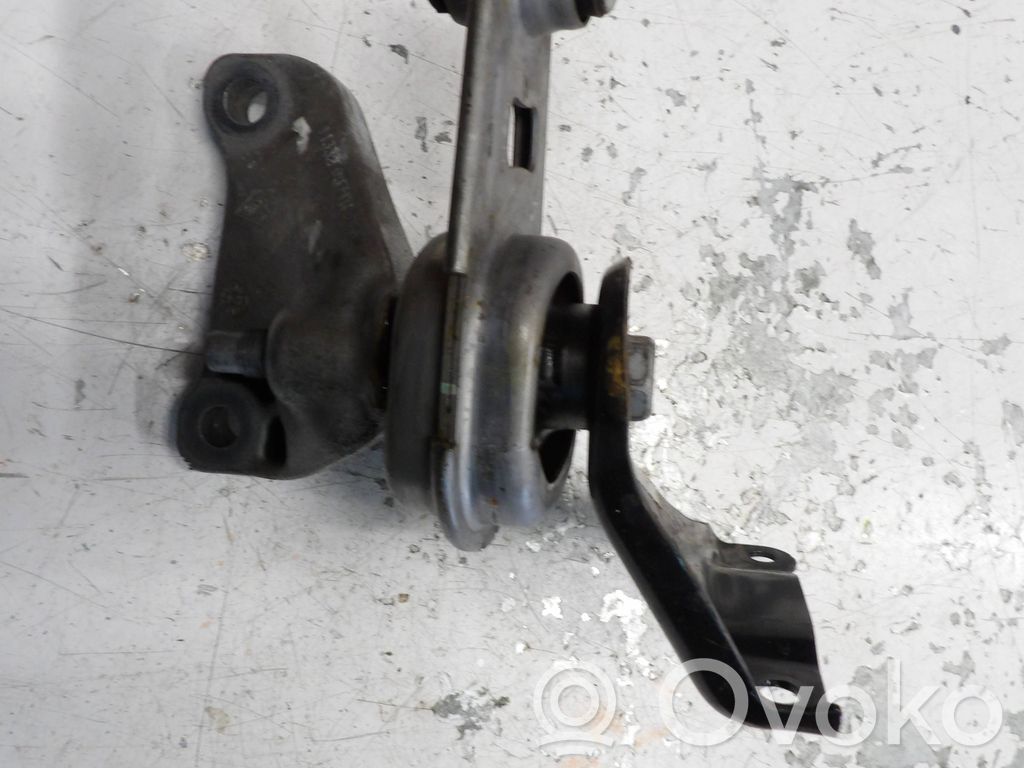 Renault Austral Engine mounting bracket 