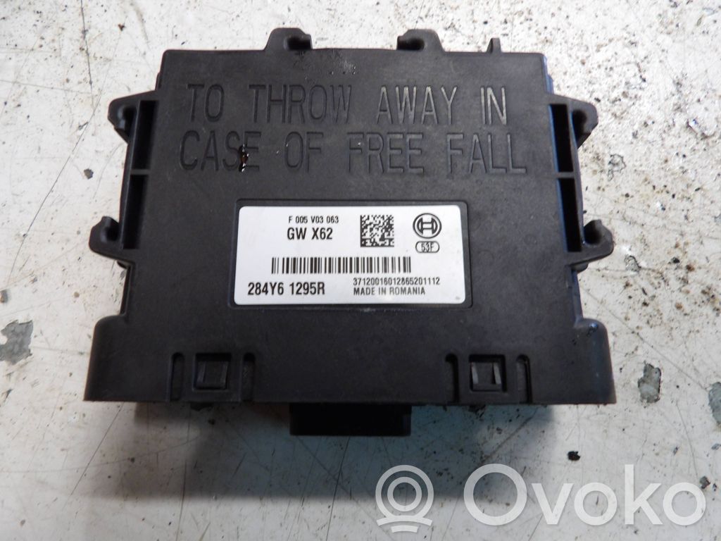 Moduł / Sterownik immobilizera   284Y61295R,F005V03063,271200160