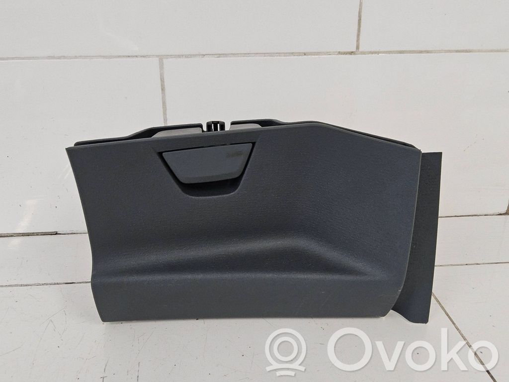 Ford Ka Glove box 