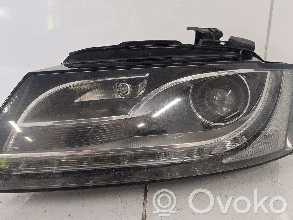 Audi A5 8T 8F Phare frontale 