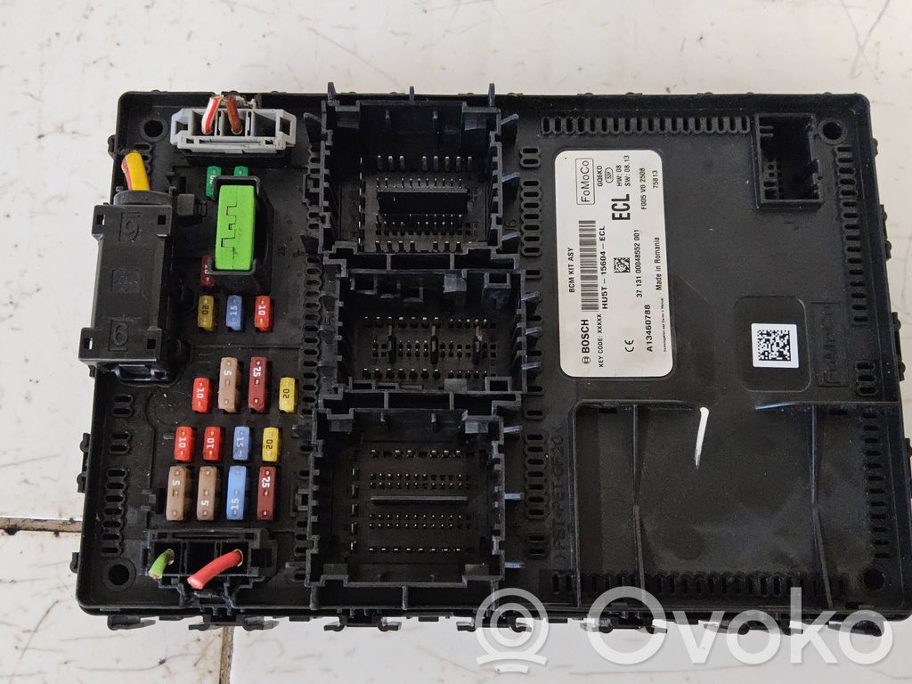 Ford Fiesta Ramka / Moduł bezpieczników 