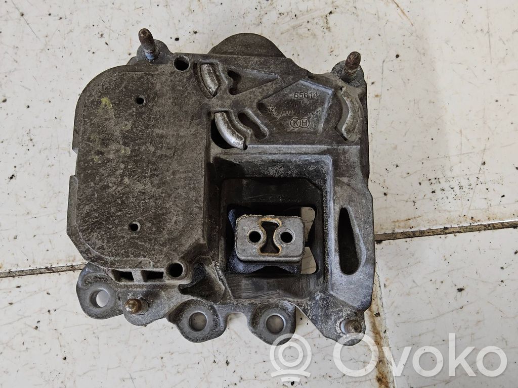 Audi A7 S7 4G Gearbox mount 