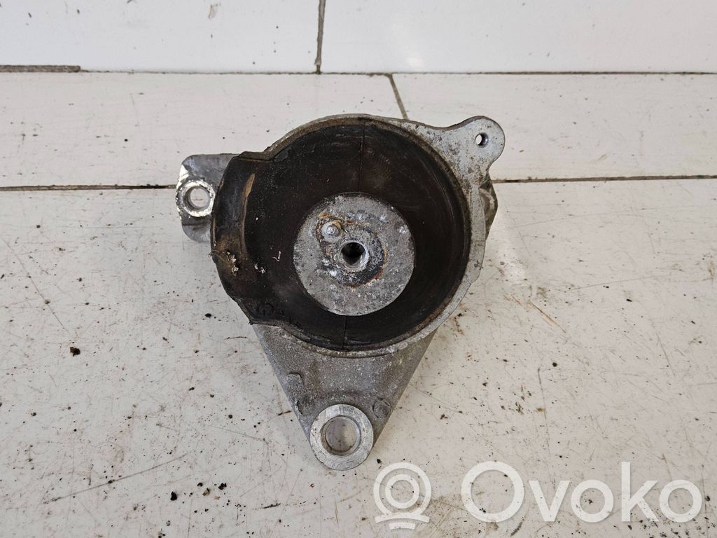 Engine mount bracket   21T1G