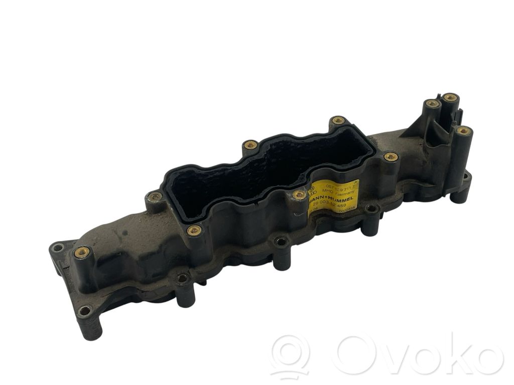 Audi A8 S8 D3 4E Intake manifold 