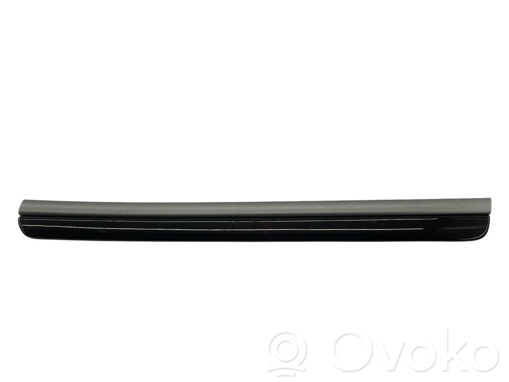 Audi A8 S8 D3 4E Aizmugurē apdare 